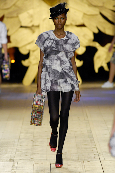 desfiles-cavalera-saopauloinverno2007rtw-108