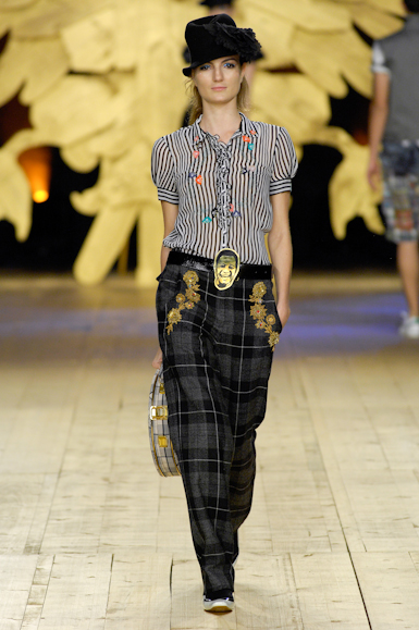 desfiles-cavalera-saopauloinverno2007rtw-109