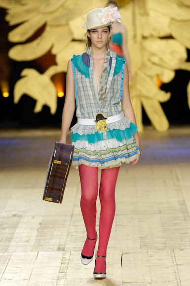 desfiles-cavalera-saopauloinverno2007rtw-113