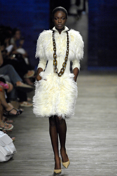 desfiles-cori-saopauloinverno2007rtw-101