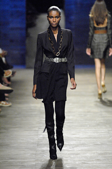 desfiles-cori-saopauloinverno2007rtw-113