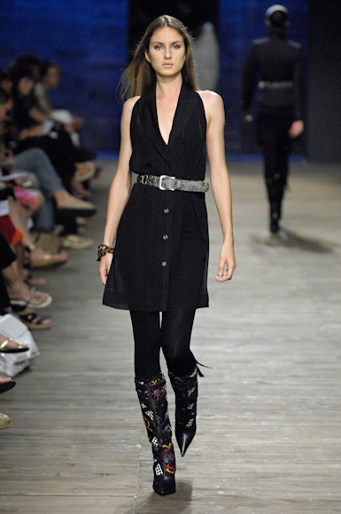 desfiles-cori-saopauloinverno2007rtw-114