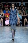 desfiles-erikaikezili-saopauloinverno2007rtw-114