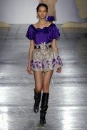 desfiles-fabiabercsek-saopauloinverno2007rtw-103