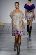 desfiles-fabiabercsek-saopauloinverno2007rtw-104