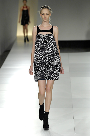 desfiles-forum-saopauloinverno2007rtw-102
