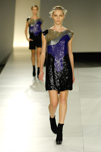 desfiles-forum-saopauloinverno2007rtw-117