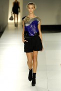 desfiles-forum-saopauloinverno2007rtw-118