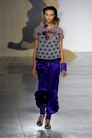 desfiles-fabiabercsek-saopauloinverno2007rtw-114