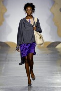 desfiles-fabiabercsek-saopauloinverno2007rtw-115