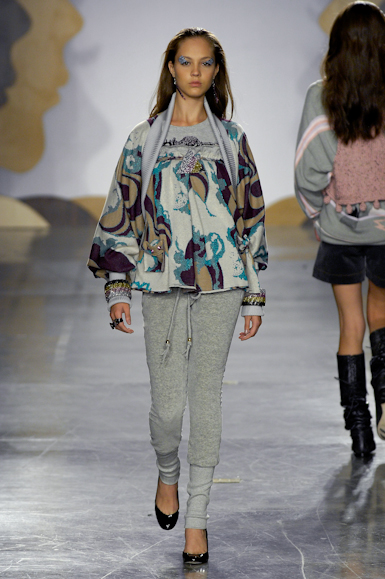 desfiles-fabiabercsek-saopauloinverno2007rtw-121