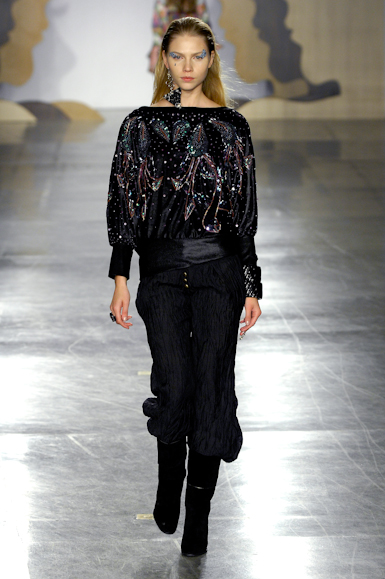 desfiles-fabiabercsek-saopauloinverno2007rtw-128