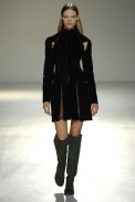 desfiles-gloriacoelho-saopauloinverno2007rtw-101