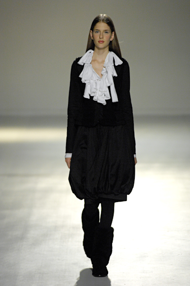 desfiles-gloriacoelho-saopauloinverno2007rtw-108