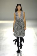 desfiles-gloriacoelho-saopauloinverno2007rtw-112