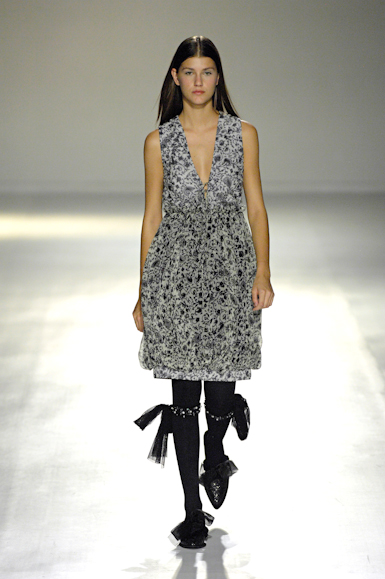 desfiles-gloriacoelho-saopauloinverno2007rtw-112