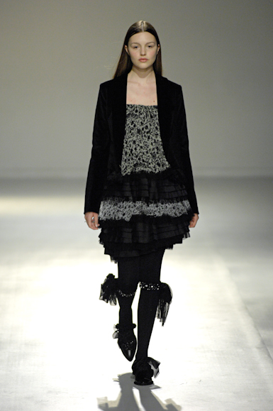 desfiles-gloriacoelho-saopauloinverno2007rtw-113