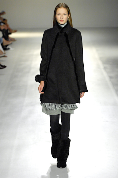 desfiles-gloriacoelho-saopauloinverno2007rtw-117