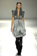 desfiles-gloriacoelho-saopauloinverno2007rtw-119