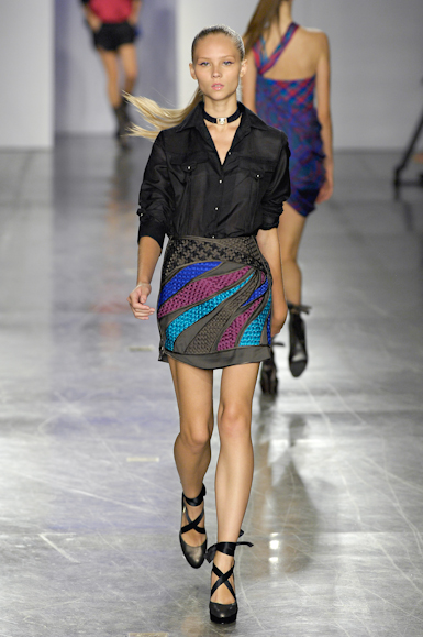 desfiles-giselenasser-saopauloinverno2007rtw-121