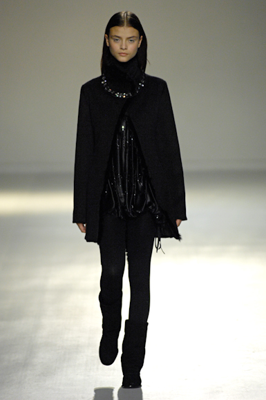 desfiles-gloriacoelho-saopauloinverno2007rtw-122