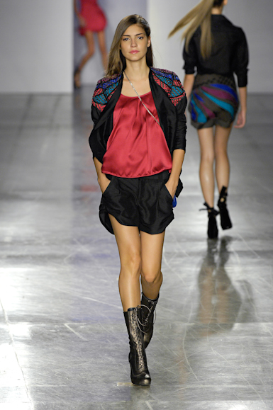 desfiles-giselenasser-saopauloinverno2007rtw-122