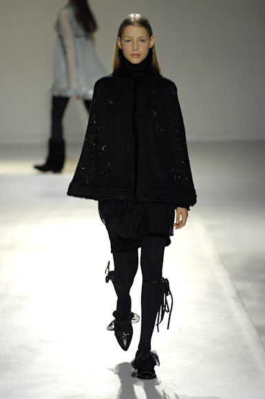 desfiles-gloriacoelho-saopauloinverno2007rtw-123