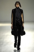 desfiles-gloriacoelho-saopauloinverno2007rtw-127