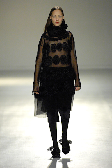 desfiles-gloriacoelho-saopauloinverno2007rtw-133