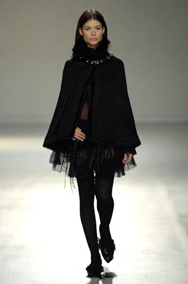 desfiles-gloriacoelho-saopauloinverno2007rtw-134