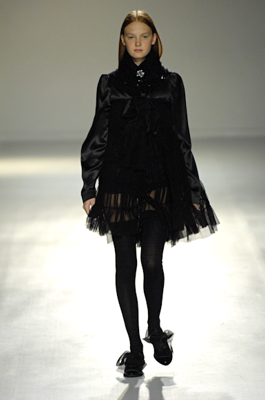 desfiles-gloriacoelho-saopauloinverno2007rtw-138