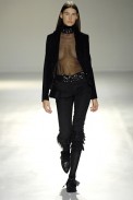 desfiles-gloriacoelho-saopauloinverno2007rtw-141