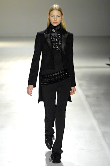 desfiles-gloriacoelho-saopauloinverno2007rtw-143