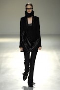 desfiles-gloriacoelho-saopauloinverno2007rtw-147