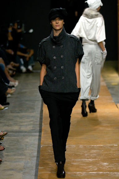desfiles-huisclos-saopauloinverno2007rtw-132