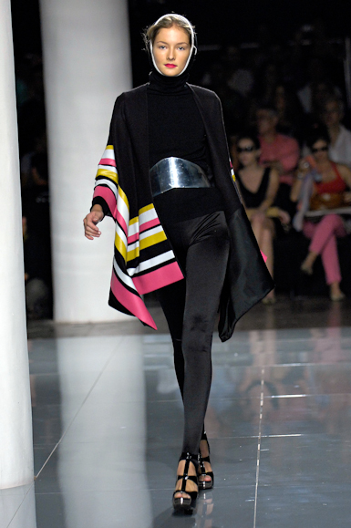 desfiles-iodice-saopauloinverno2007rtw-102