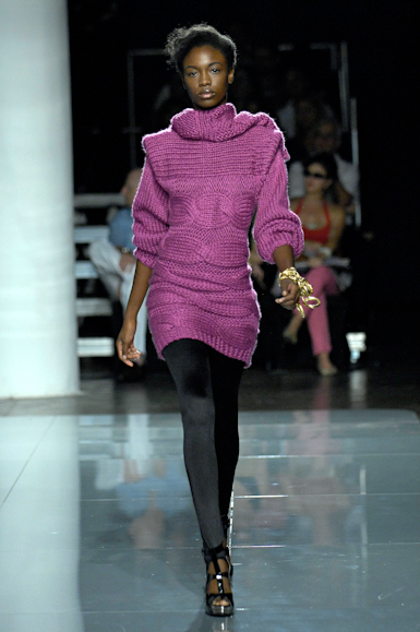 desfiles-iodice-saopauloinverno2007rtw-114
