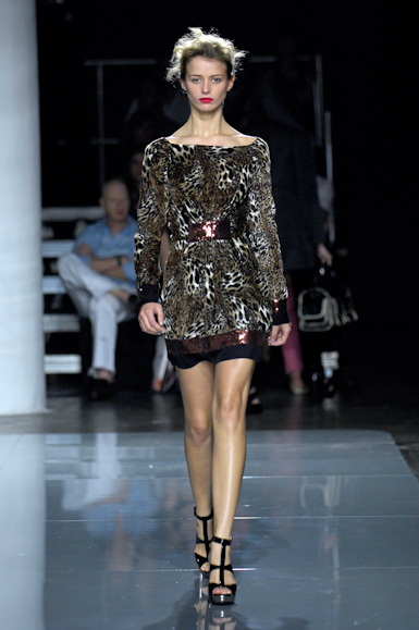 desfiles-iodice-saopauloinverno2007rtw-118