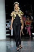 desfiles-iodice-saopauloinverno2007rtw-127
