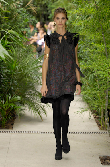 desfiles-isabelacapeto-saopauloinverno2007rtw-102