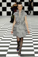 desfiles-linovillaventura-saopauloinverno2007rtw-101