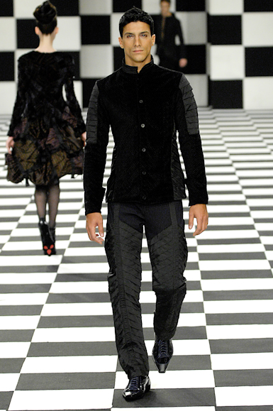 desfiles-linovillaventura-saopauloinverno2007rtw-124