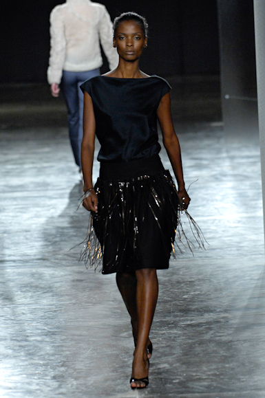 desfiles-lorenzomerlino-saopauloinverno2007rtw-126