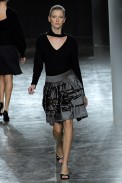 desfiles-lorenzomerlino-saopauloinverno2007rtw-129