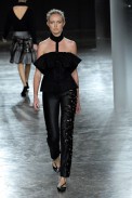 desfiles-lorenzomerlino-saopauloinverno2007rtw-130