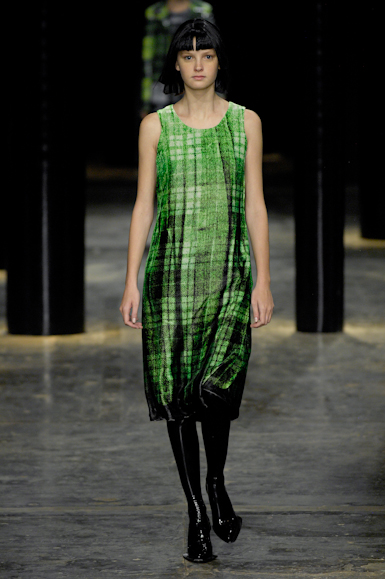 desfiles-mariabonita-saopauloinverno2007rtw-120