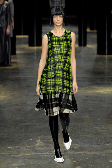 desfiles-mariabonita-saopauloinverno2007rtw-124