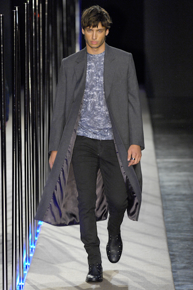 desfiles-marioqueiroz-saopauloinverno2007rtw-102