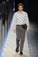 desfiles-marioqueiroz-saopauloinverno2007rtw-125
