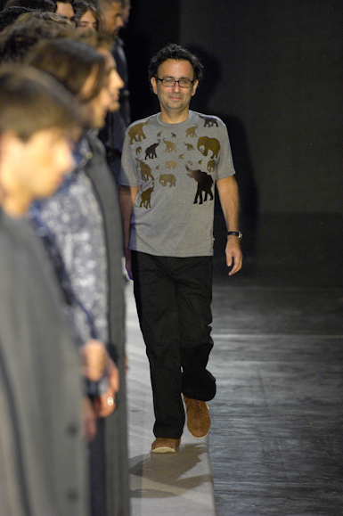 desfiles-marioqueiroz-saopauloinverno2007rtw-136